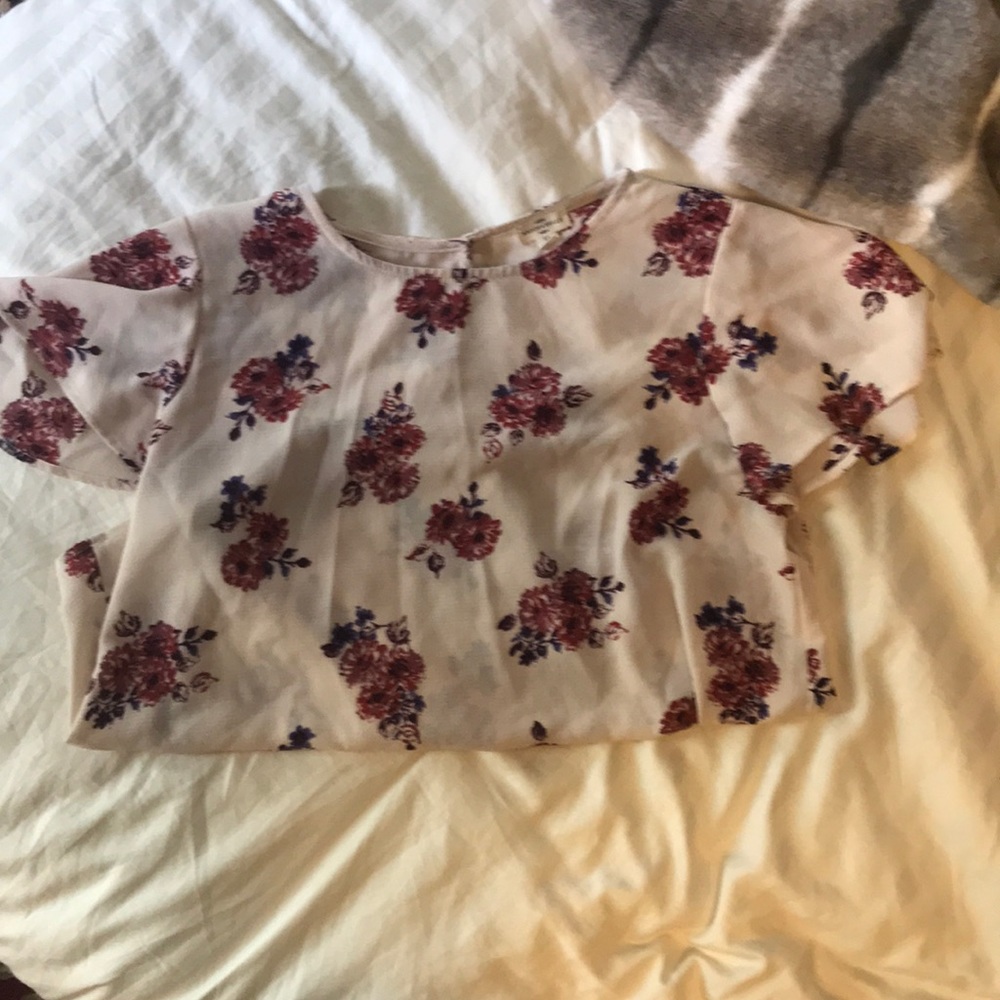 Mason & Belle floral top